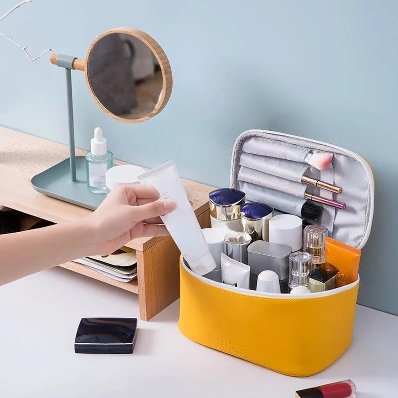 Trousse de Toilette et Maquillage Univers du Voyage