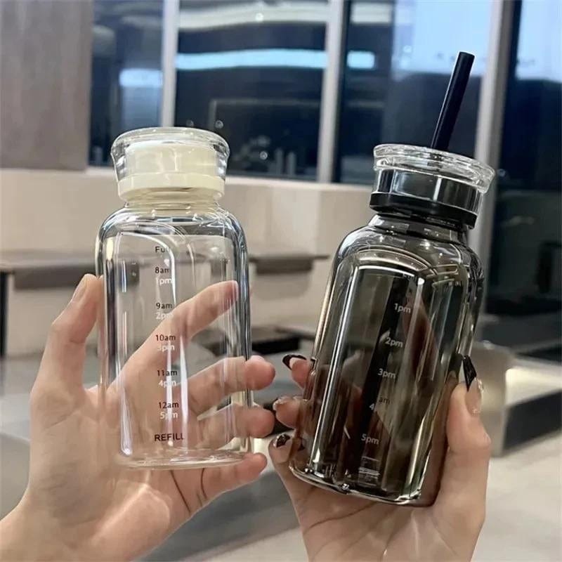 Bouteille D'eau en Verre avec Paille Univers du Voyage