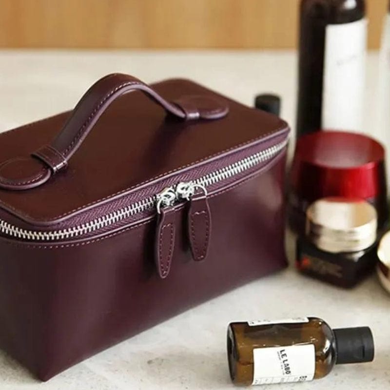 Trousse de Toilette Cuir Personnalisable Univers du Voyage