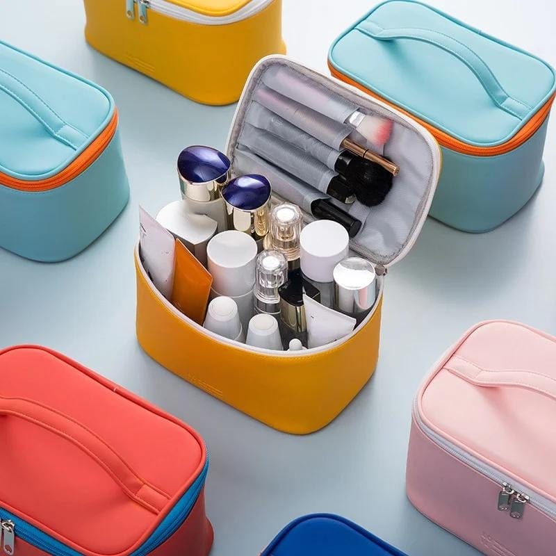 Trousse de Toilette et Maquillage Univers du Voyage